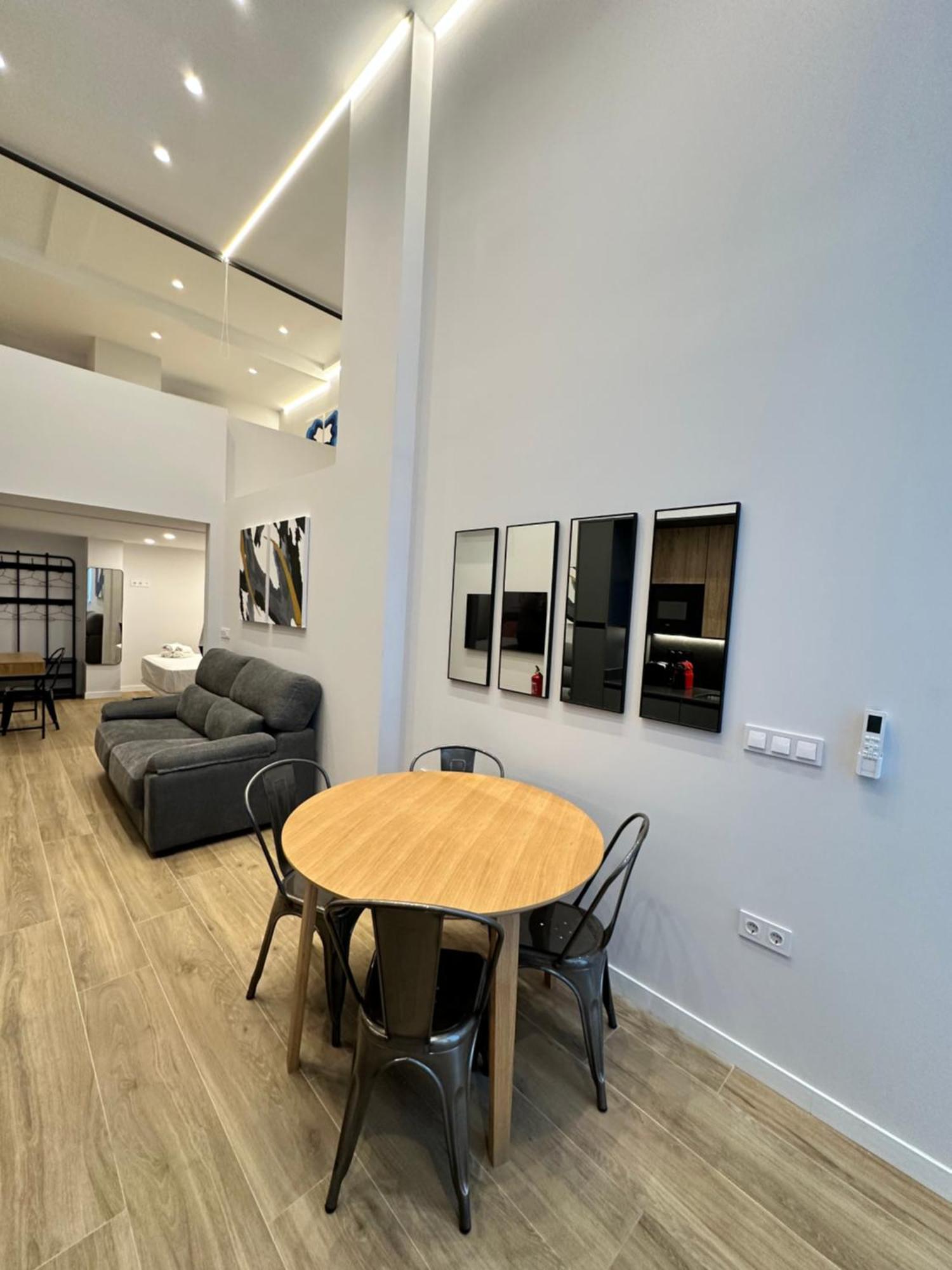 ולנסיה Loft Accommodative B מראה חיצוני תמונה